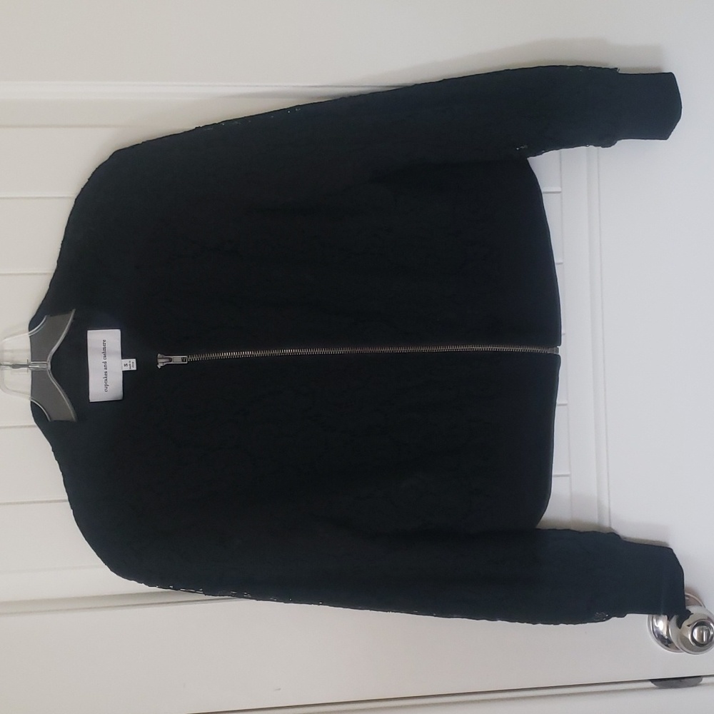 Cupcakes and Cashmere Carling Lace Bomber Jacket Size S - Picture 3 of 8